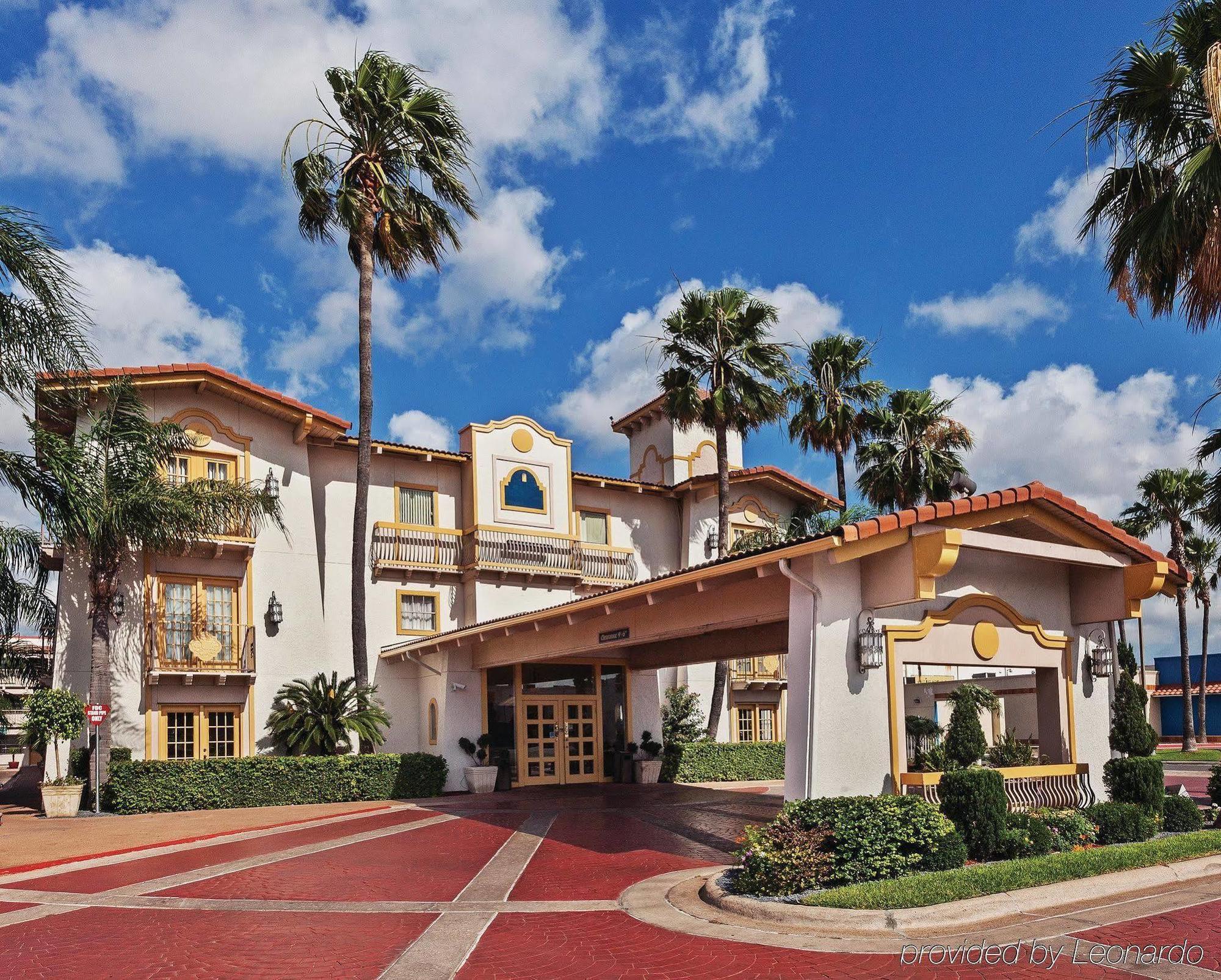 La Quinta By Wyndham Mcallen La Plaza Mall Exterior foto